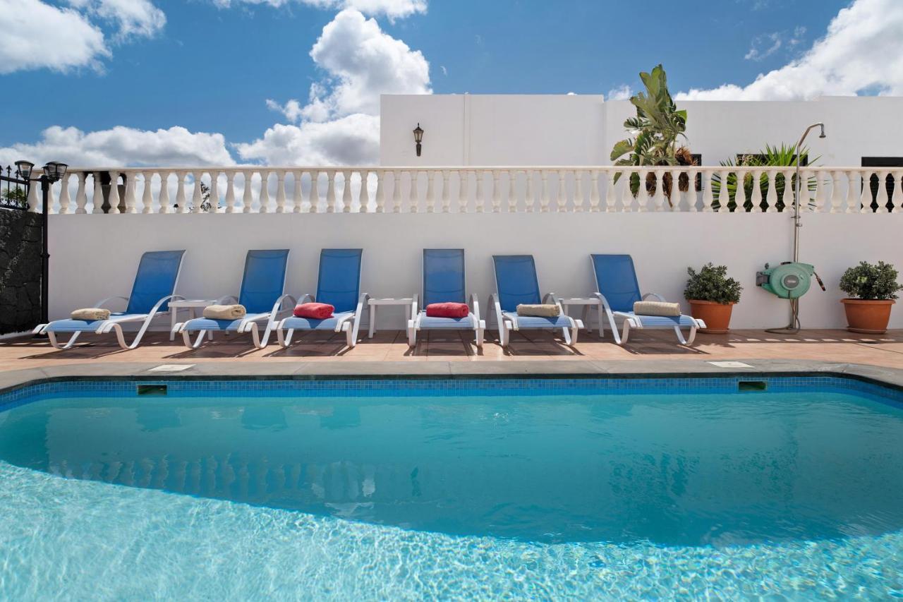 Villa Carolina Tias Exterior photo