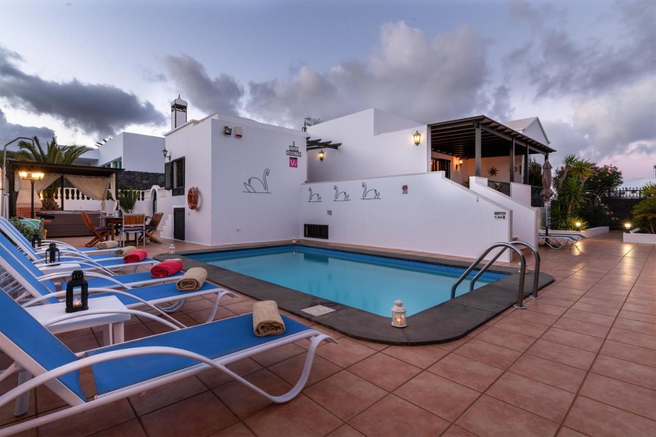 Villa Carolina Tias Exterior photo